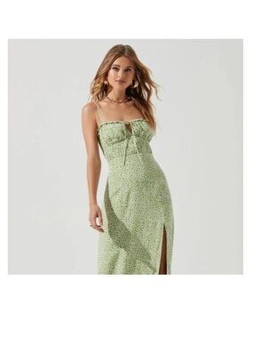 ASTR Green Floral Tie-Front Midi Dress